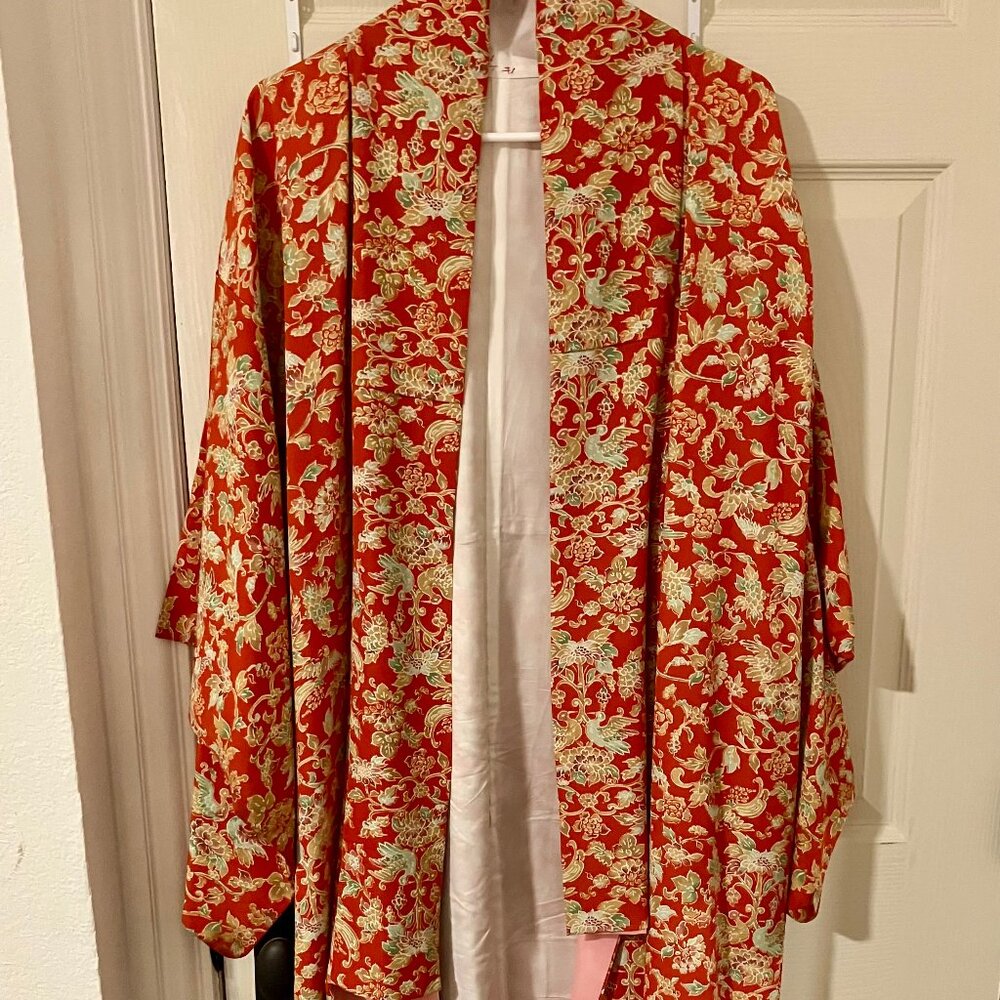 🏮 Authentic Vintage Japanese Kimono – Imported from Kyoto